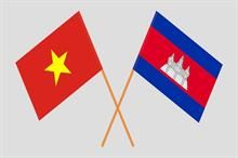 Cambodia requests Vietnam to raise bilateral trade volume to $20 bn