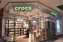 American footwear firm Crocs’ revenue climbs 3.6% in Q1 FY24