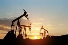 US extends waiver allowing countries to buy Russian oil on sea