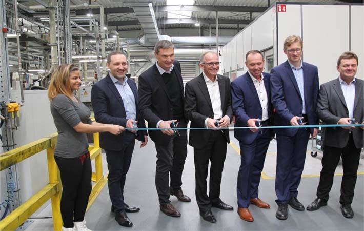 SGL Carbon expands production for graphite components SGL Carbon expands production for graphite components