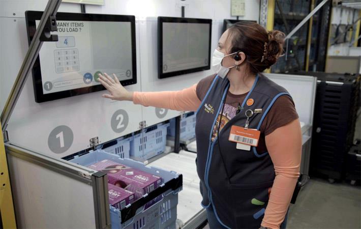Walmart begins scaling local fulfillment centres in US - Vimarsana News
