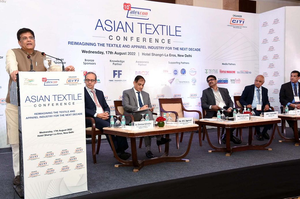 Union Textiles Minister Piyush Goyal addressing the 10th ATEXCON. Pic: PIB