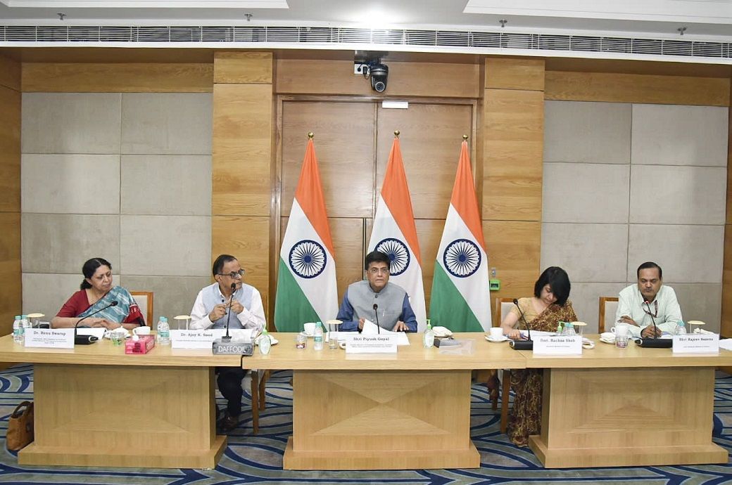 Cabinet minister Piyush Goyal (centre). Pic: Press Information Bureau