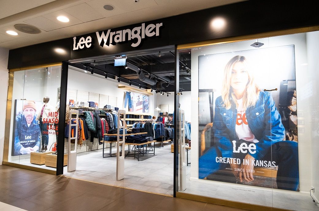 Kontoor Brands' Lee & Wrangler open joint denim store in Germany -  Fibre2Fashion