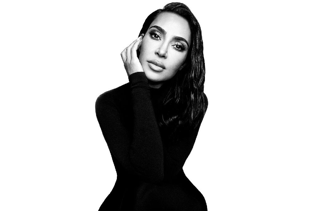 Kim Kardashian Pic: Balenciaga