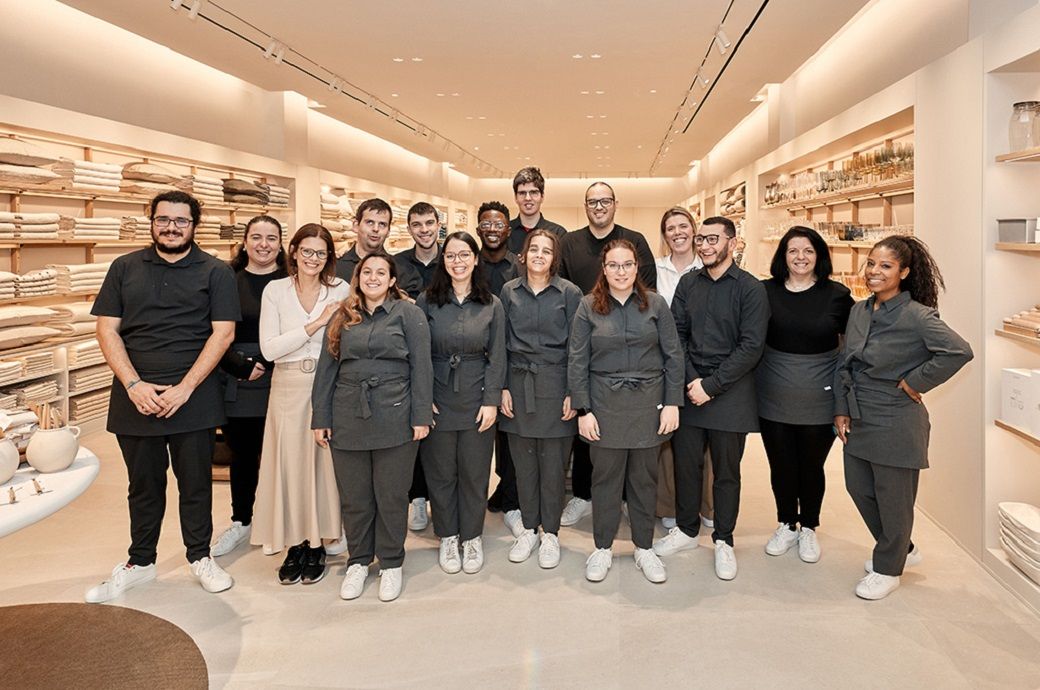 Zara reabre lojas com limitações, Portugal Têxtil