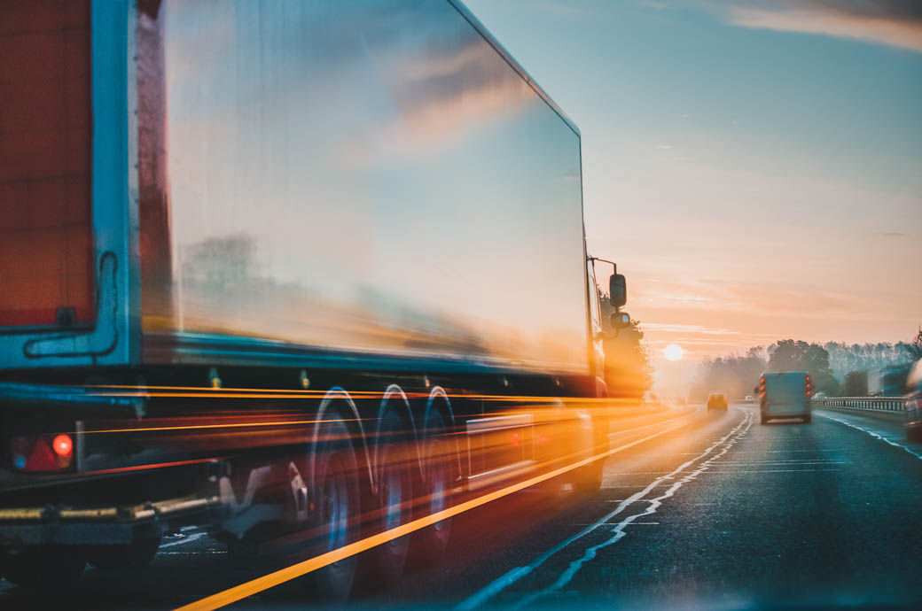 China road freight volume up 7.8% YoY in Jan-Feb; 10.2% for waterways
