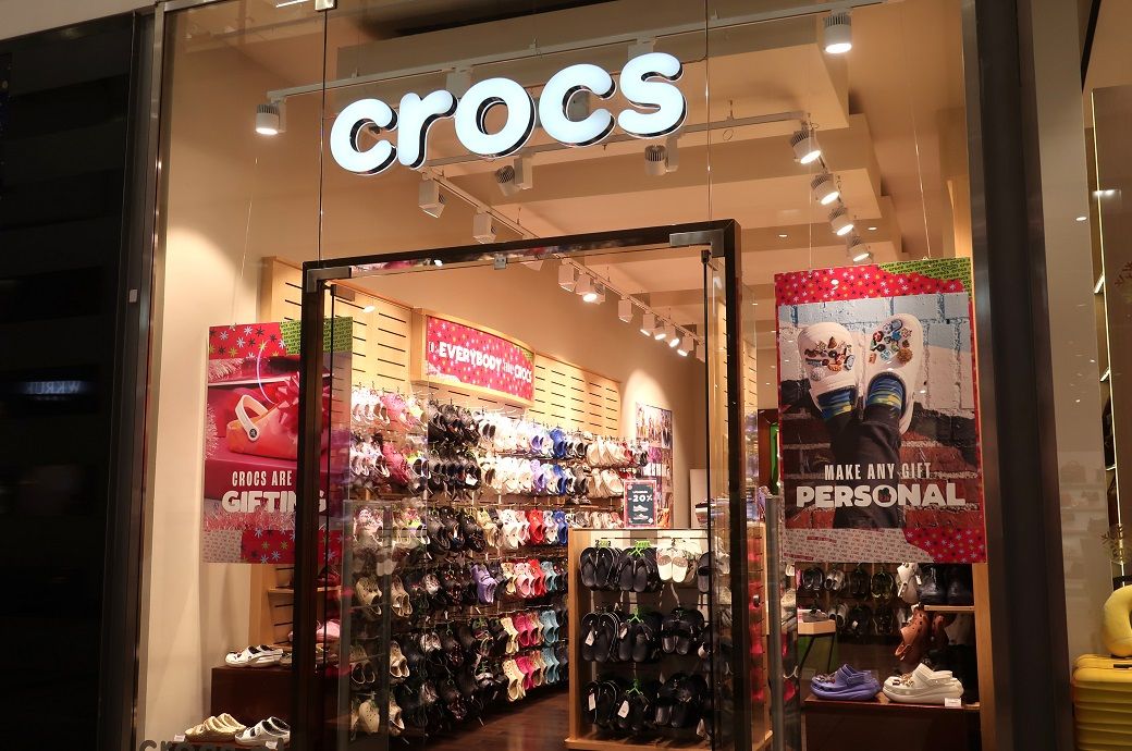 US footwear firm Crocs' revenue surges 6.2% in Q1 FY24