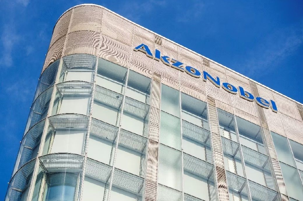 AkzoNobel is van plan vestigingen in Nederland, Ierland en Zambia te sluiten