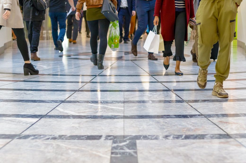 July sees 3.3% drop in UK retail footfall as shoppers shift spending