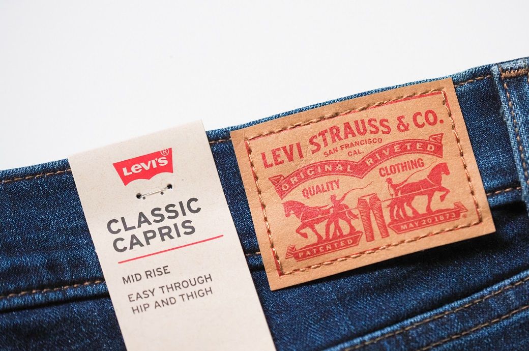 US' Levi Strauss & Co reports flat Q3 revenues, boosts net income