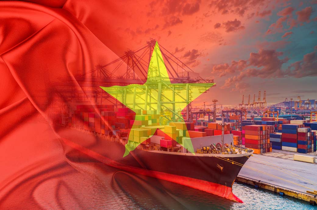 Vietnam's trade surplus hits $24.31 bn in Jan-Nov 2024