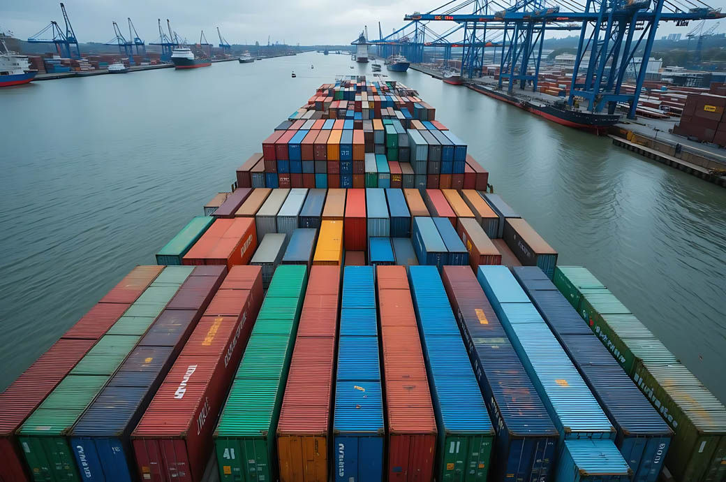 1st container ship of China-Europe Express finishes maiden voyage