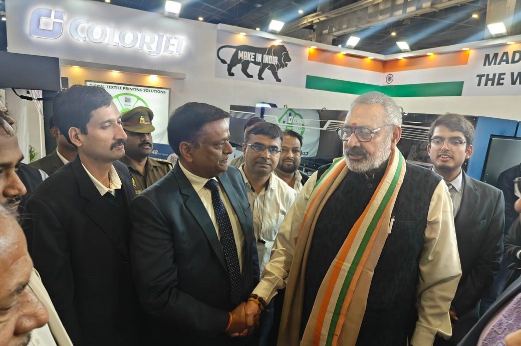 Indian Minister of Textiles Giriraj Singh visits ColorJet at GTE expo