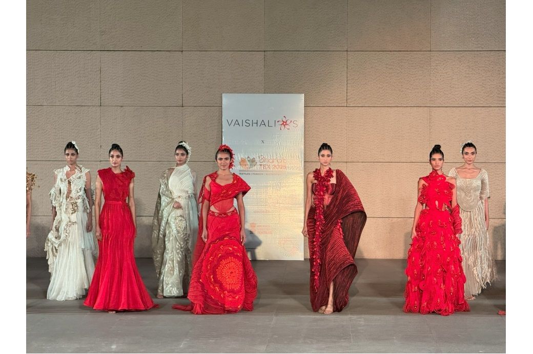 Breathing Threads showcases Indian handlooms at Bharat Tex 2025