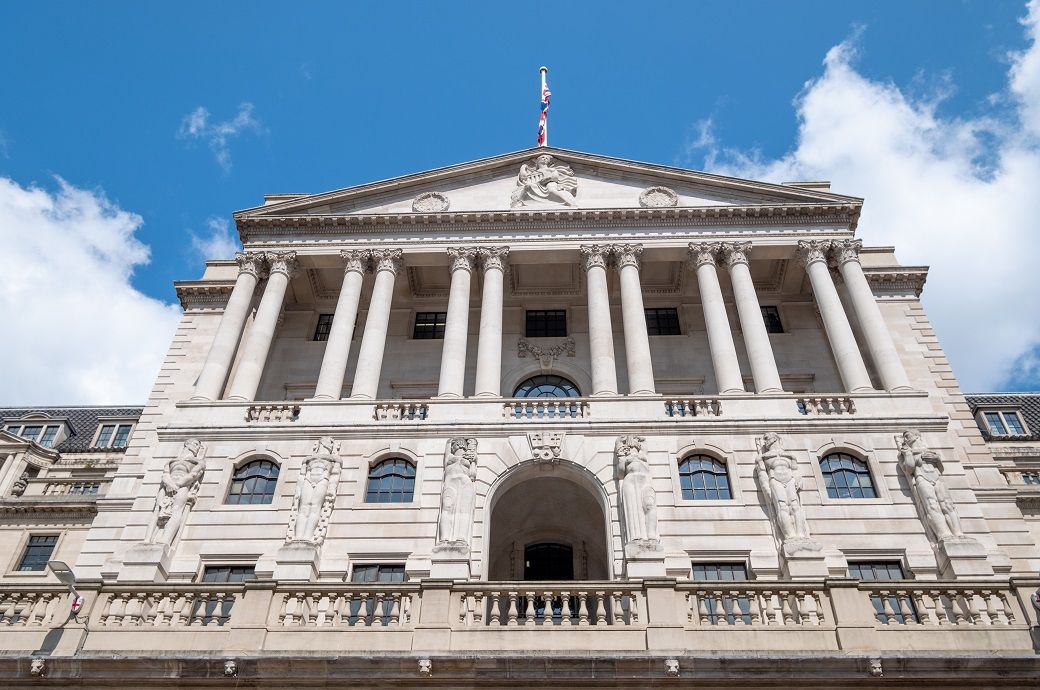 Bank of England holds rate at 4.25% amid global uncertainty