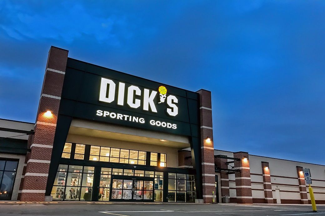 US senator calls for antitrust scrutiny of Dick's bid for Foot Locker