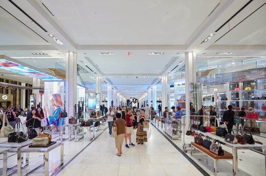 US retail store associates struggle to meet needs of shoppers: Survey