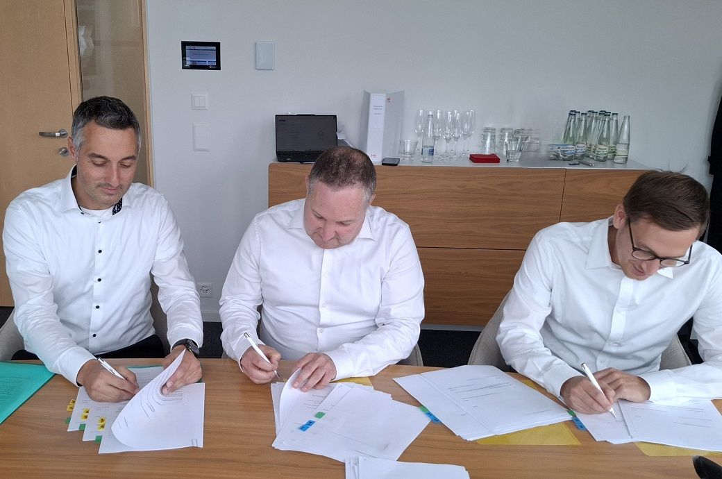  Azelis acquires Swiss distributor Distona