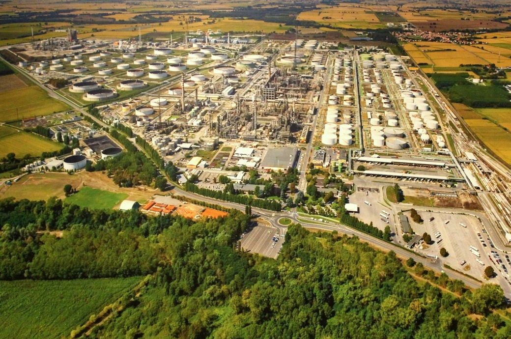  Eni receives approval to convert Sannazzaro refinery into biorefinery