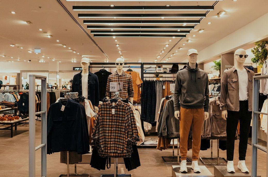 UK retail footfall declines again in August despite high street uptick