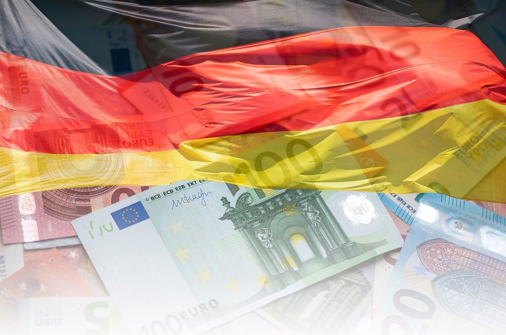  Germany's LEI slips 0.1% in July, six-month growth remains positive