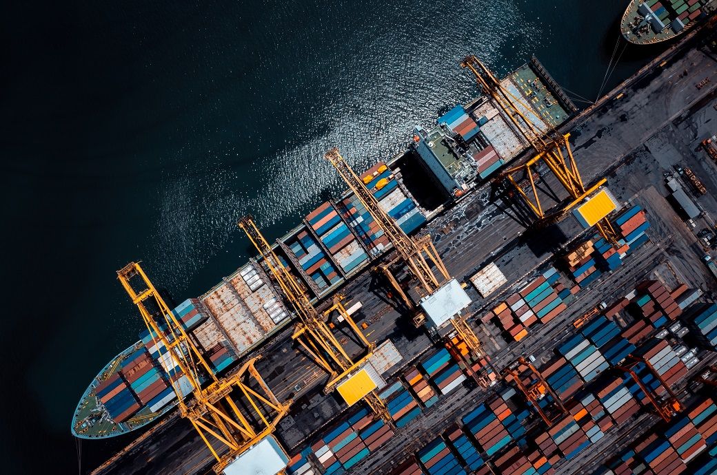 Drewry WCI further falls 1%, Transpacific rates less volatile