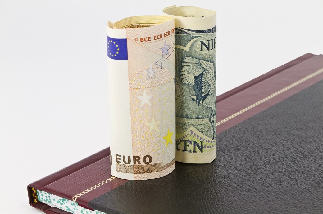 ECB, PBOC extend euro–renminbi swap deal until 2028