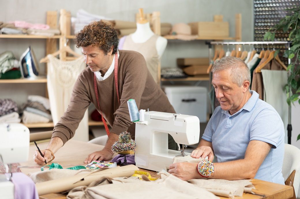 German companies plan job cuts ahead of minimum wage hike: ifo