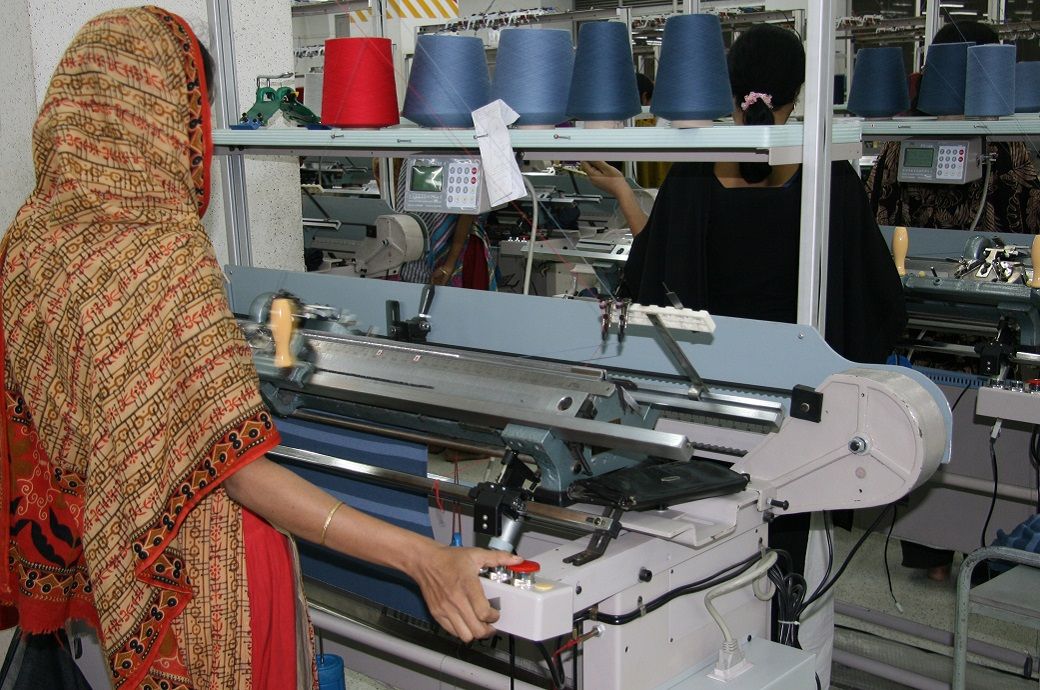 Bangladesh's PMI down 7.8 points MoM in Nov 2025 to 54