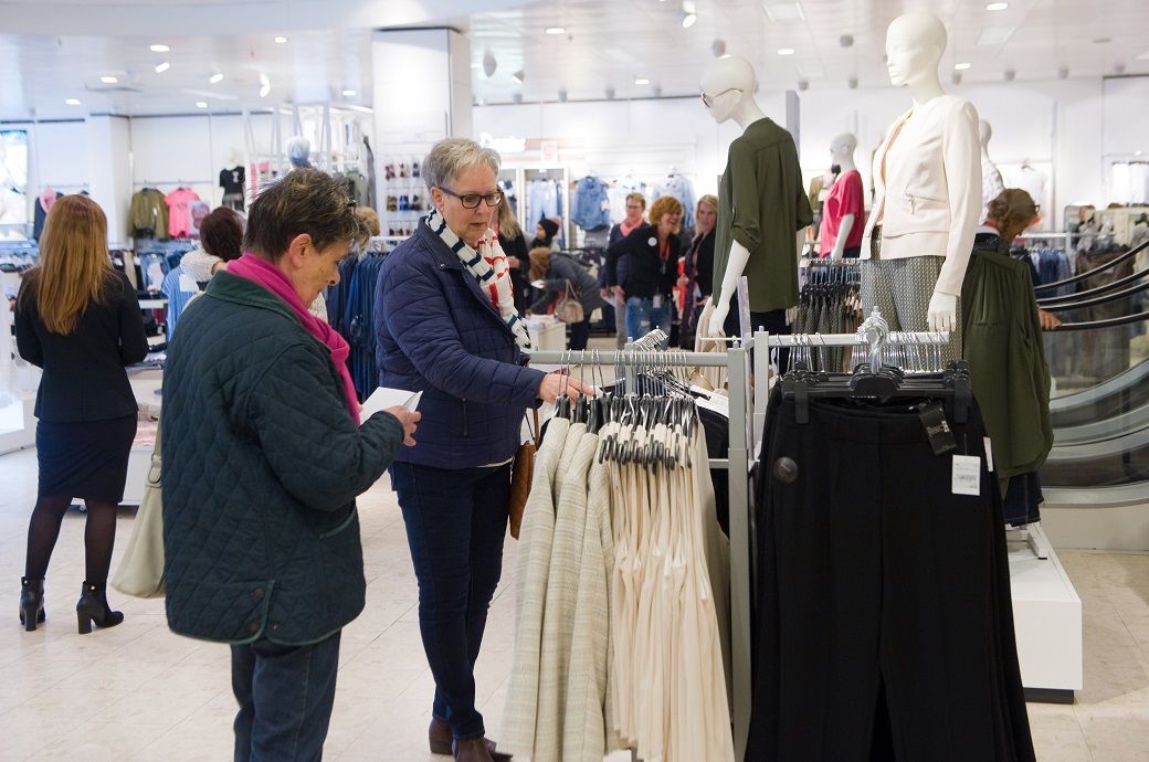 US holiday shopping set to hit record 186.9 mn buyers: NRF
