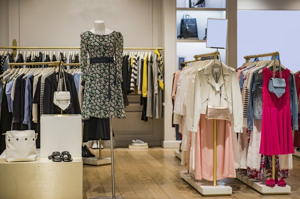 UK footfall declines 0.7% in Oct, high streets see mild lift