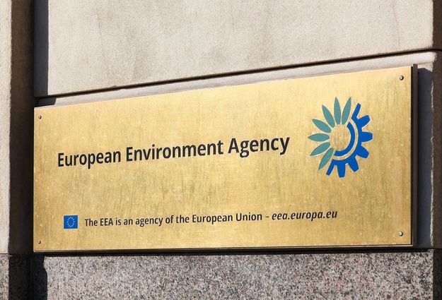 French draft law on fashion practices backed by 65 EU organisations