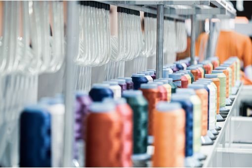 Global manufacturing sector closes out 2025 on subdued footing: PMI