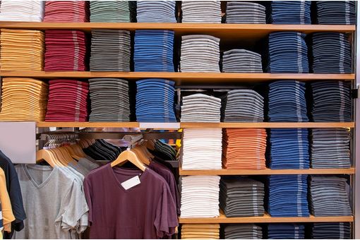 UK clothing exports rise 2.7% to in Nov 2025