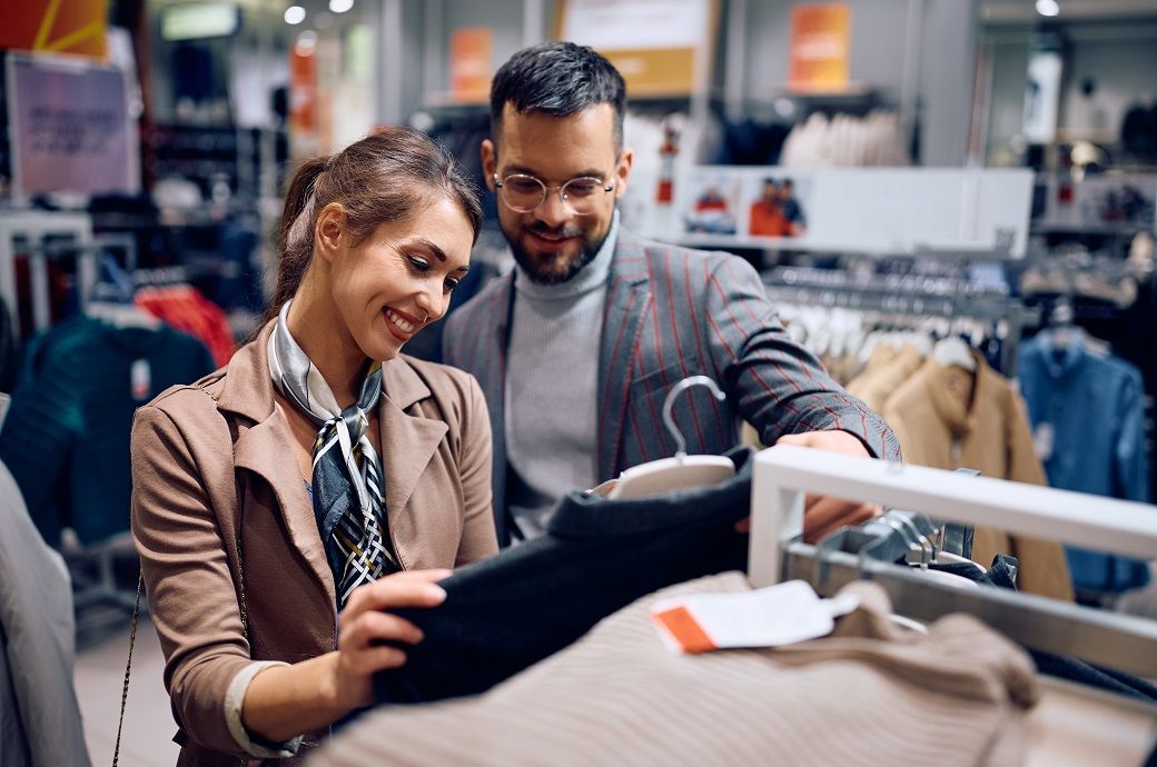 US small businesses post modest sales growth in December