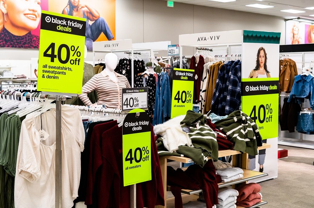 US holiday retail spending up 4.2% YoY across payment types: Visa