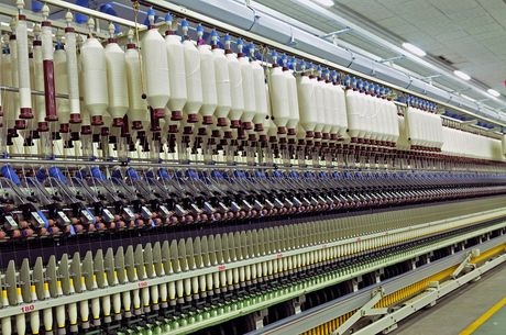 Falling rupee supports north Indian cotton yarn; prices up in Ludhiana