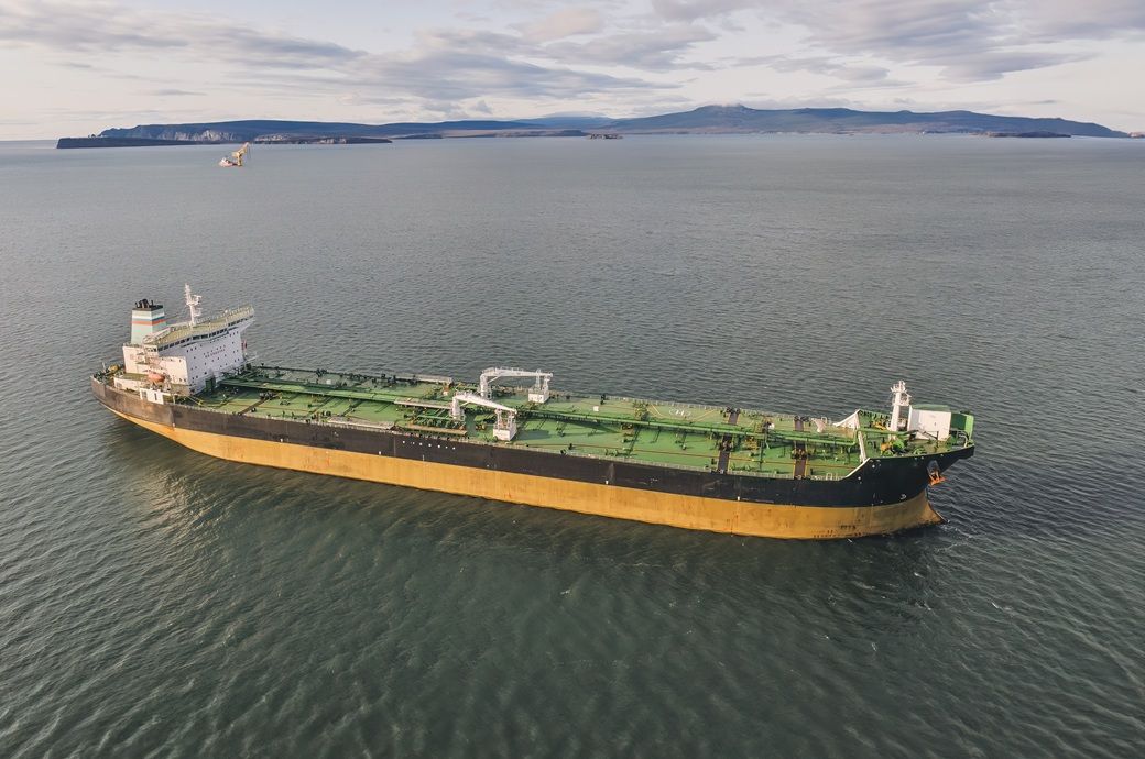 US authorises buying sanctioned Russian oil loaded on vessels at sea