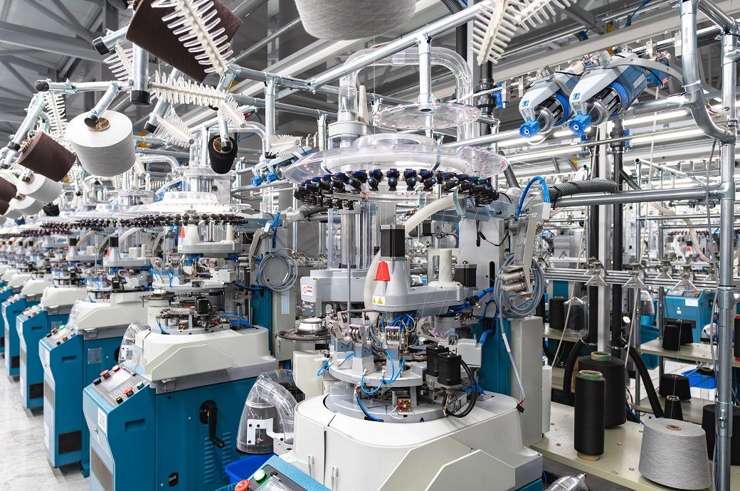 Vietnam factory output expands as PMI holds above 50 in Jan