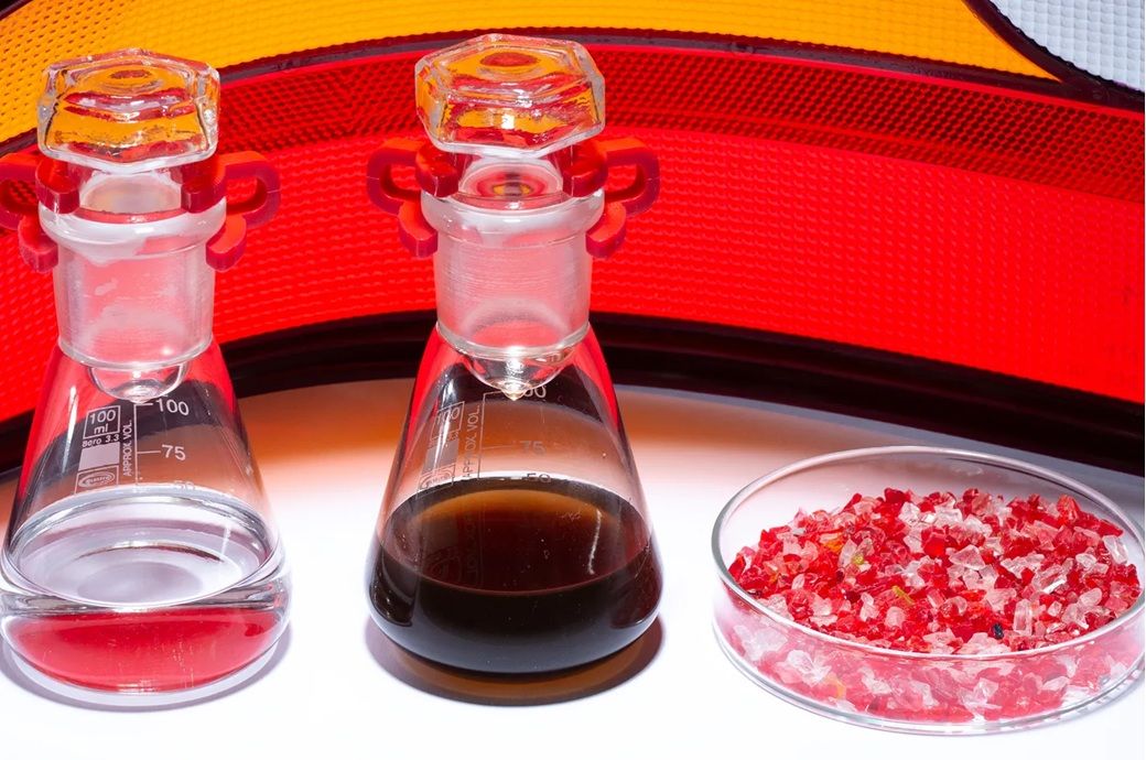 Röhm expands PMMA recycling with high-yield MMA tech