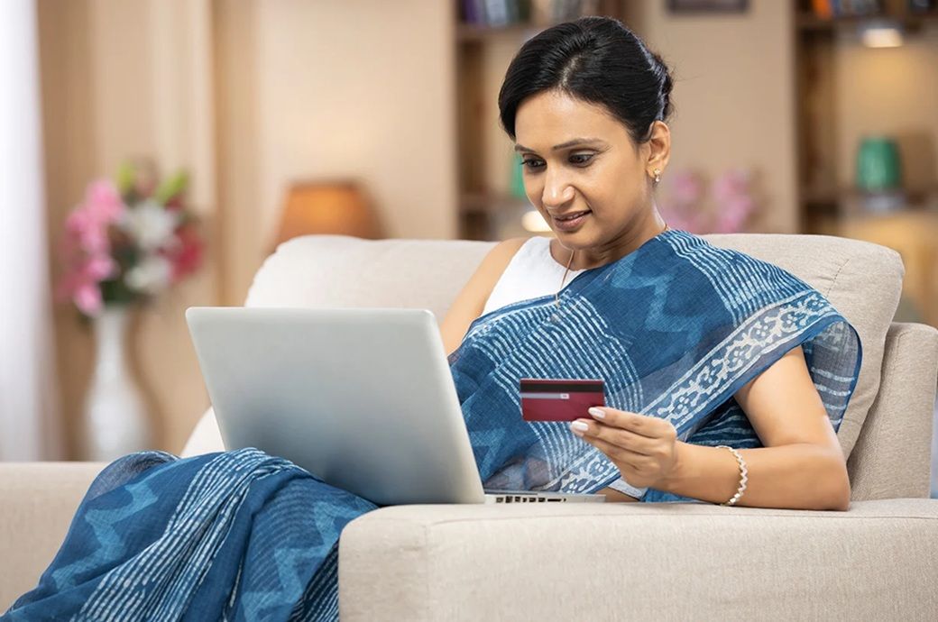 Indian e-retail to cross $170 bn by 2030 at 20 per cent CAGR: Bain, Fl