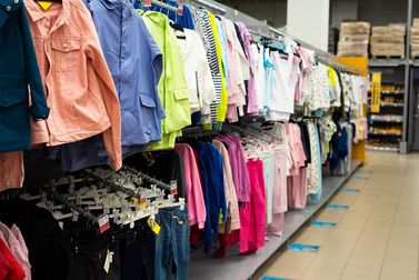 Hong Kong apparel imports stabilise after sharp dip last year