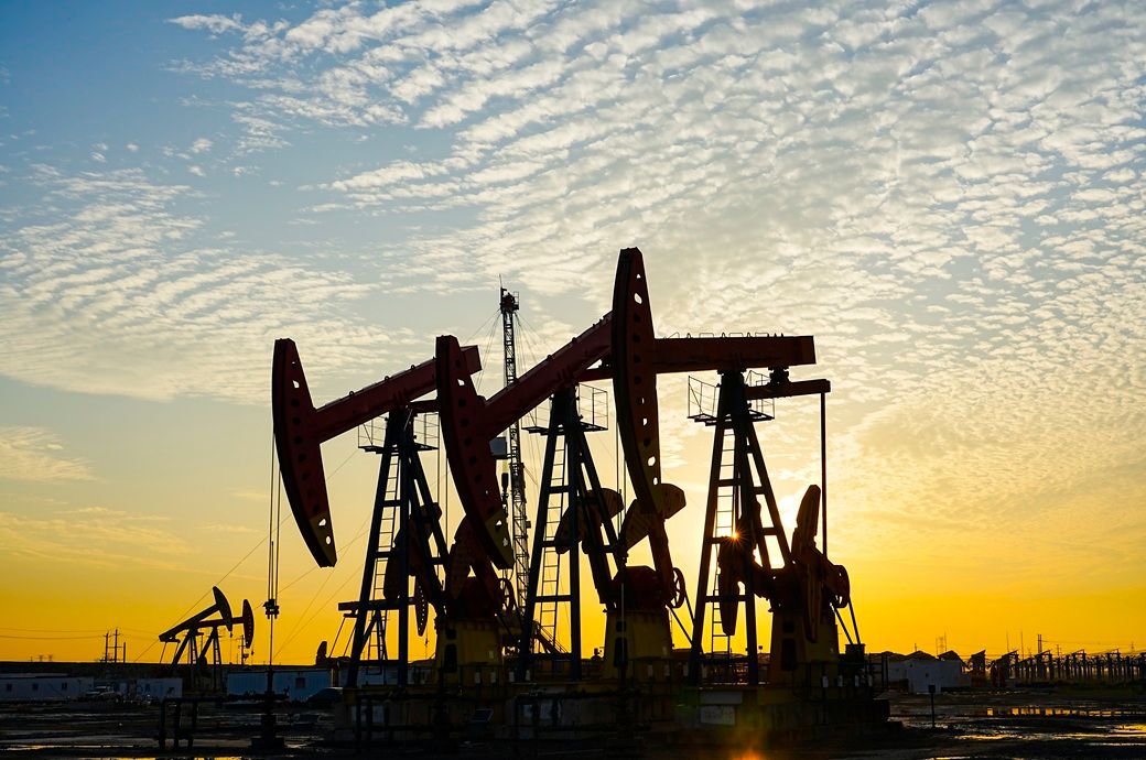 Base oil firm: Crude oil war-driven volatility, not trend