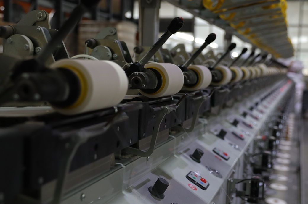 UK's manufacturing index hits 47-month high at 53.7 in April