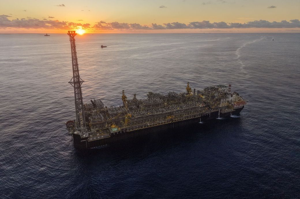 Brazil's Petrobras' Búzios hits record 1.1 mn bpd output