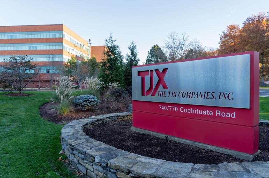 TJX stock falls, CEO admits a self-inflicted slowdown at Marmaxx