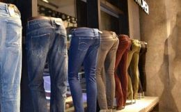 A Study of Indian Youth Consumer Behavior While Buying Jeans