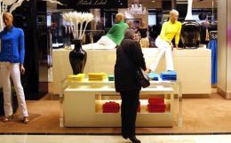 Fashion Retailing : the power of presence