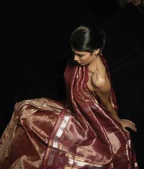 Nykaa Fashion - Wondering what goes under your traditional saree